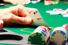 Khám phá cách chơi Poker của các cao thủ lâu năm